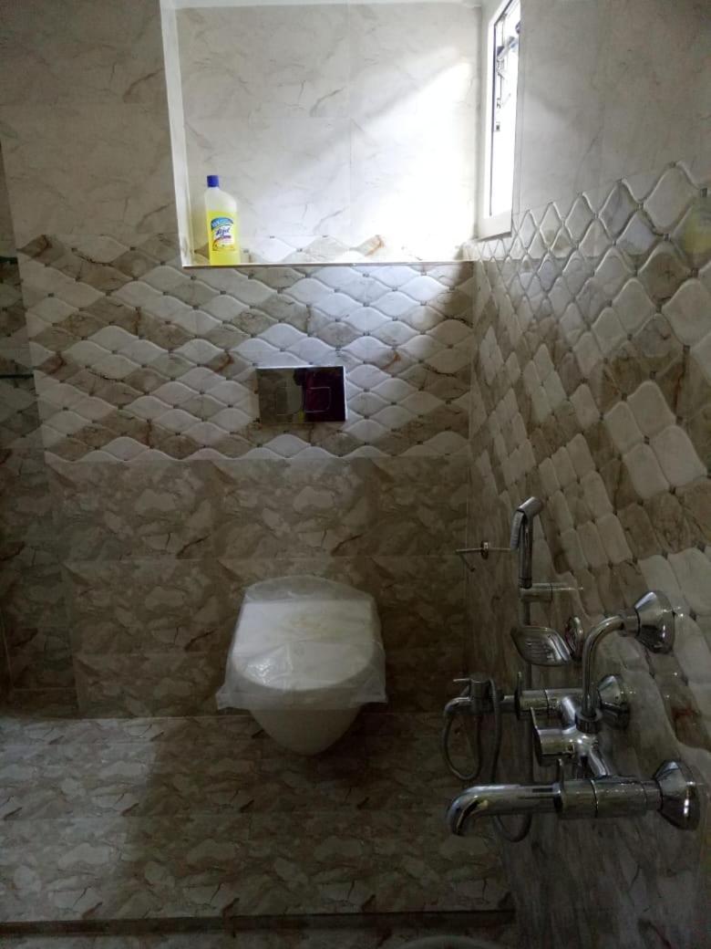 غاواهاتي Bandana'S Bed & Breakfast المظهر الخارجي الصورة